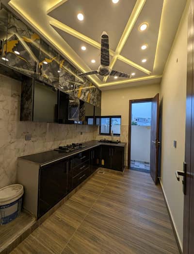 Lake City 5 Marla Beautiful House For Sale