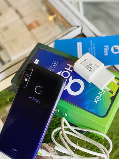 Infinix Hot 8 (Complete box)