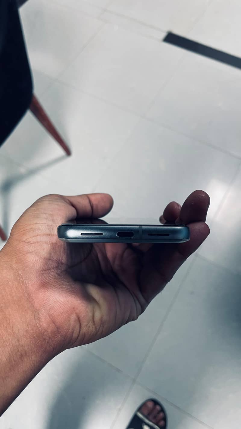 Google Pixel 8 3