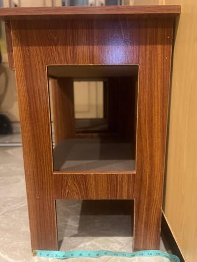 Elegent side tables