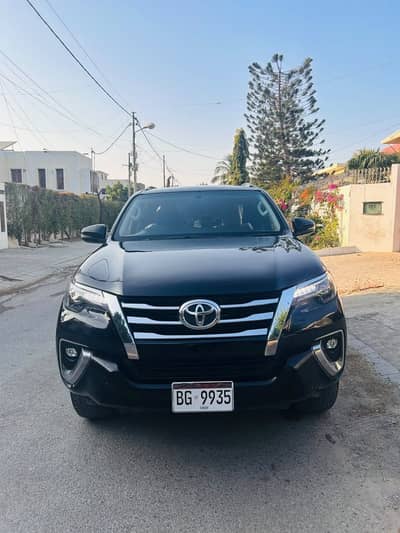 Toyota Fortuner V 2018
