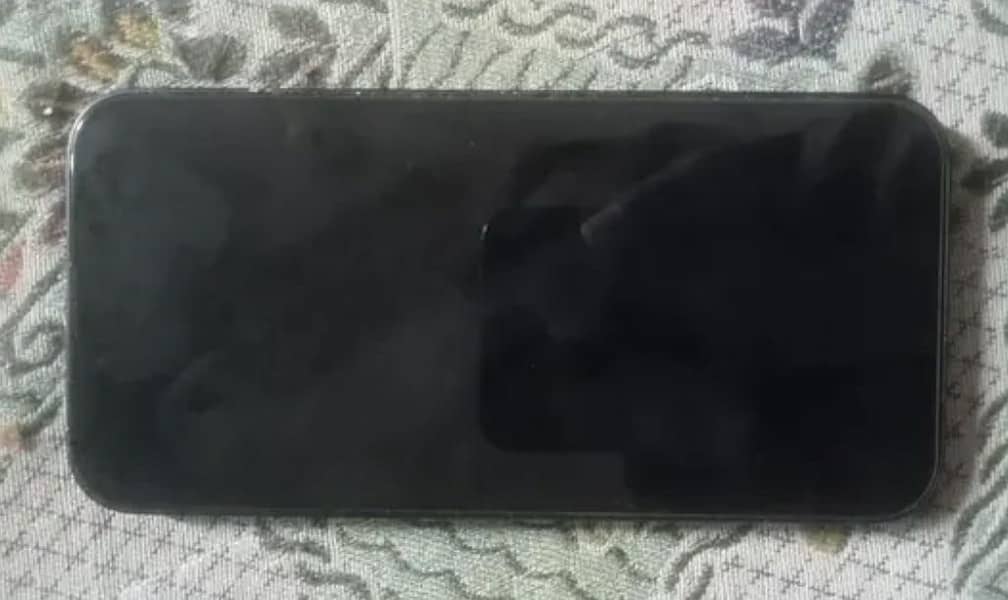 Apple iPhone 13 4