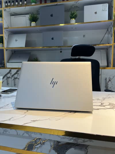 Hp Elitebook 845 g7 ryzen 5 4650u equal to i7.11th 6 cores