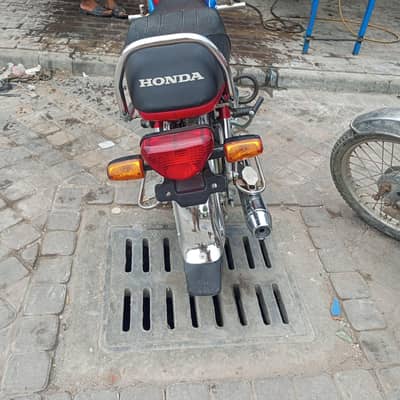 Honda cd70