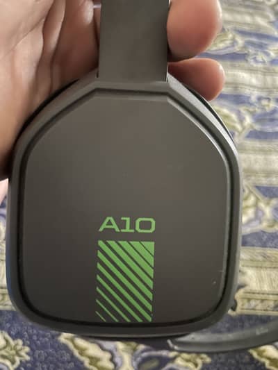 Astro A10