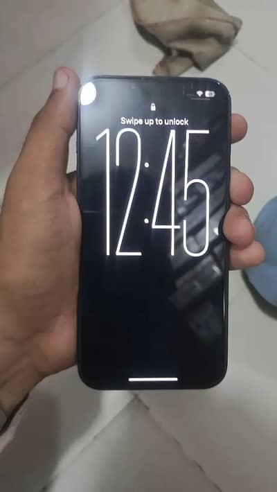 Apple iPhone 13