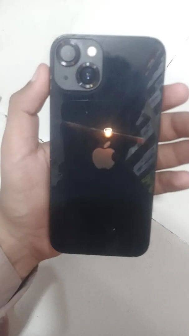 Apple iPhone 13 1