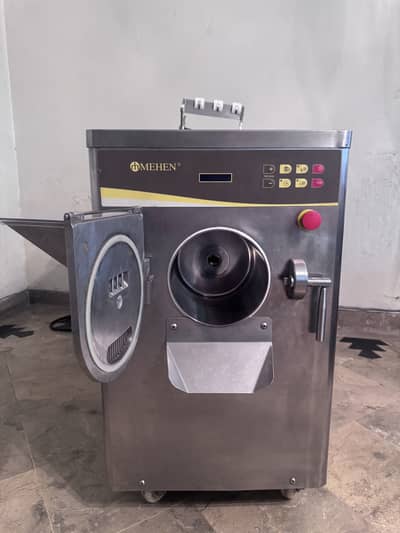 Ice Cream and Gelato Machine