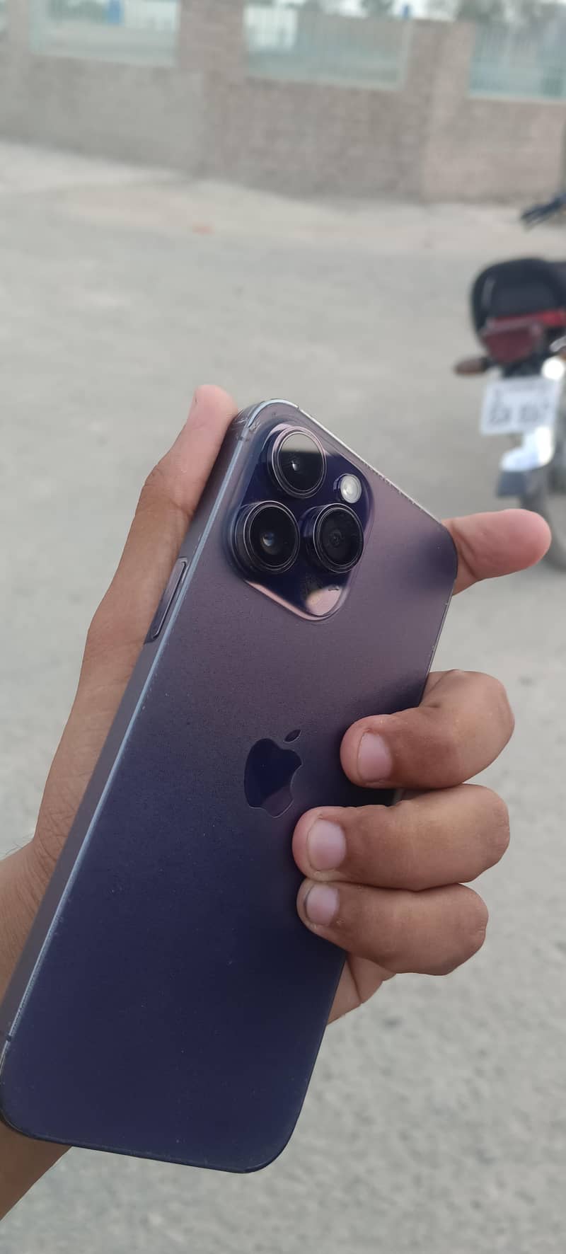 Apple iPhone 14 Pro Max 4
