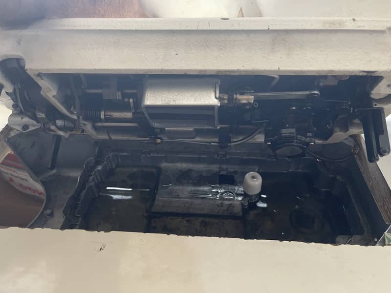 Sewing machine best condition 3