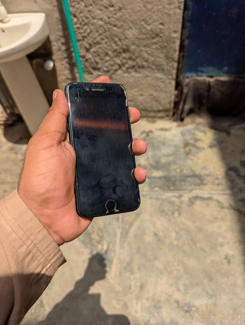 Apple iPhone SE 1