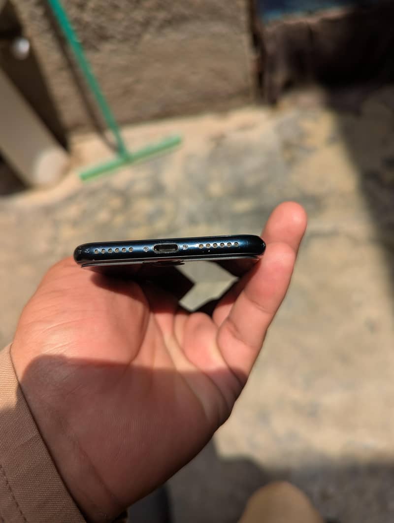 Apple iPhone SE 3