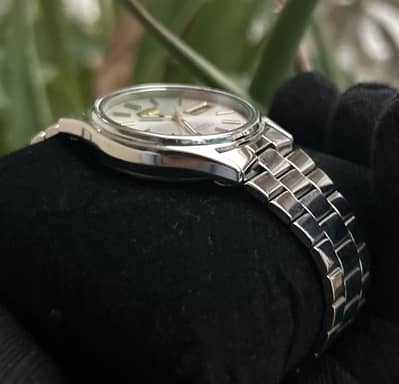 Seiko 5 Vintage Automatic Watch