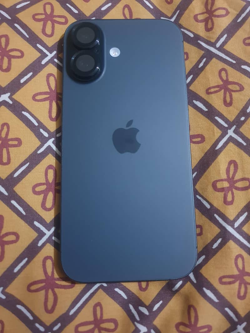 Apple iPhone 17 1