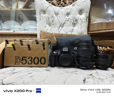 Nikon d5300