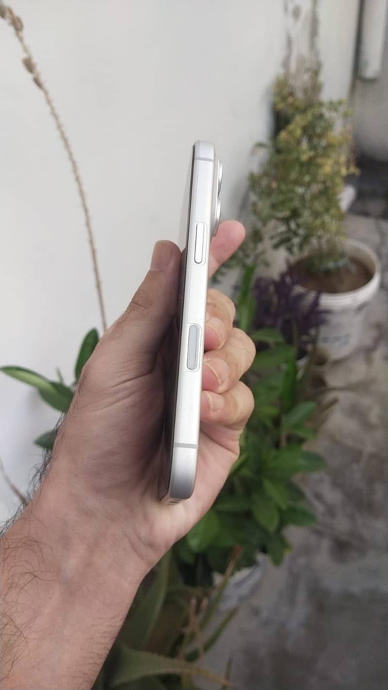 Apple iPhone 17 Pro 3