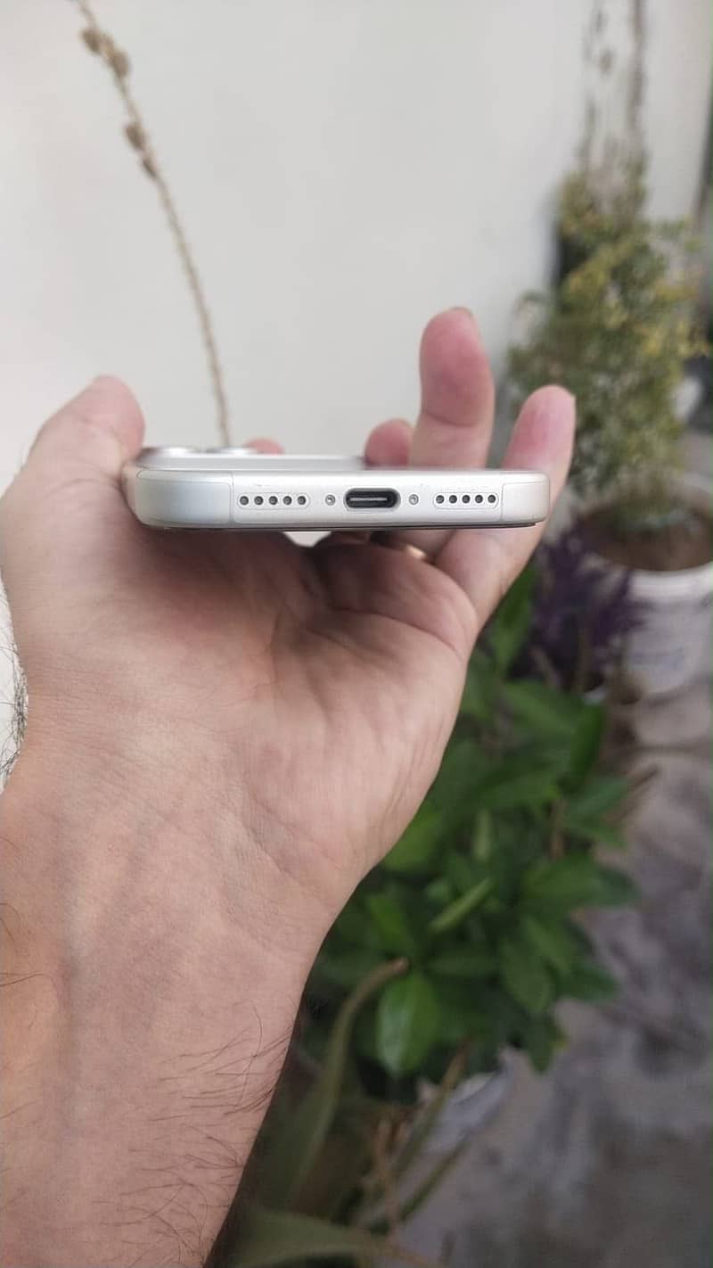 Apple iPhone 17 Pro 4