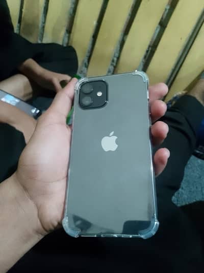 Apple iPhone 12