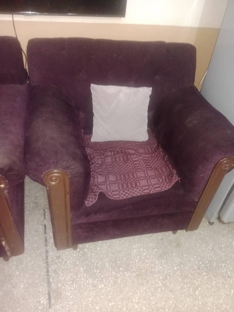 Single sofas for sale 3