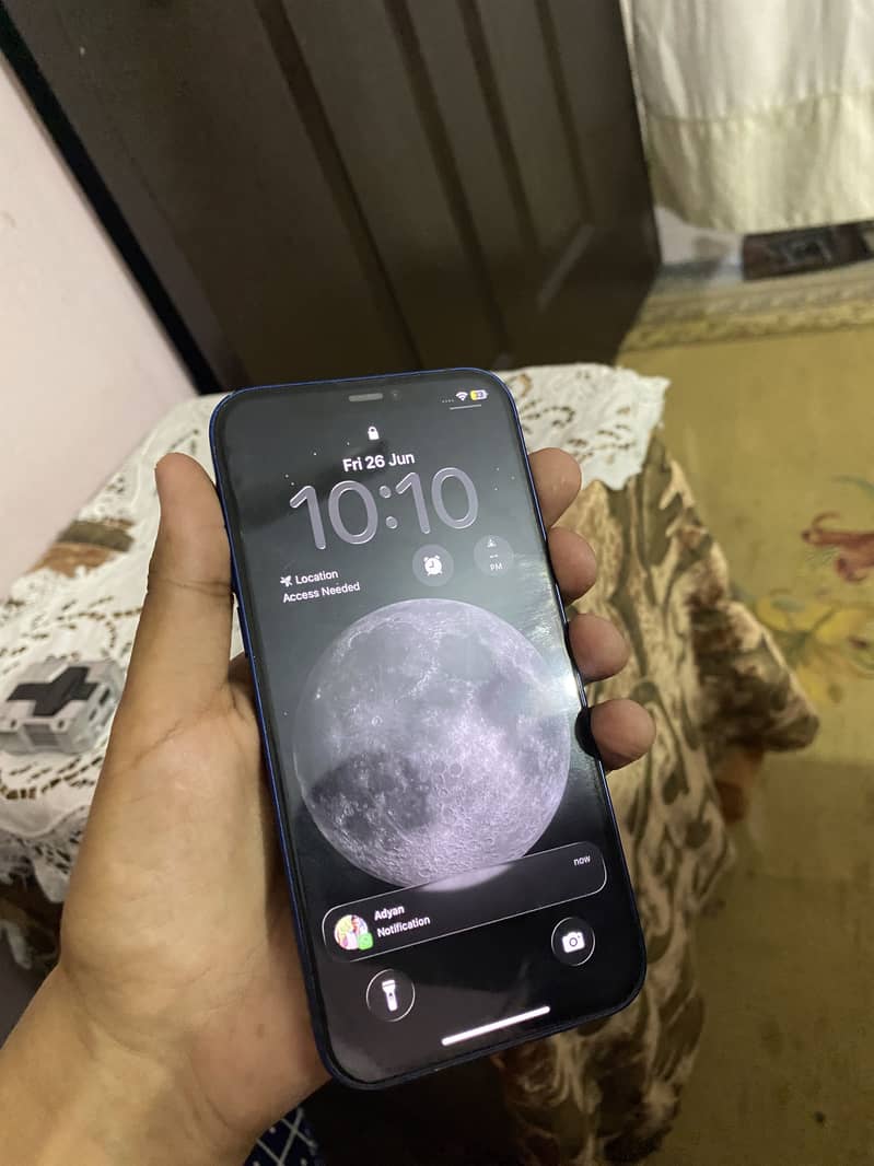 Apple iPhone 12 3