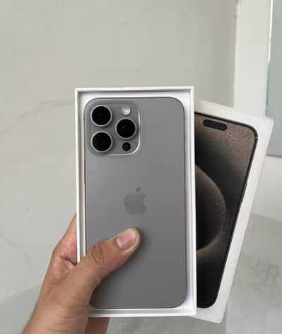 iPhone 15 Pro Max Factory Unlocked