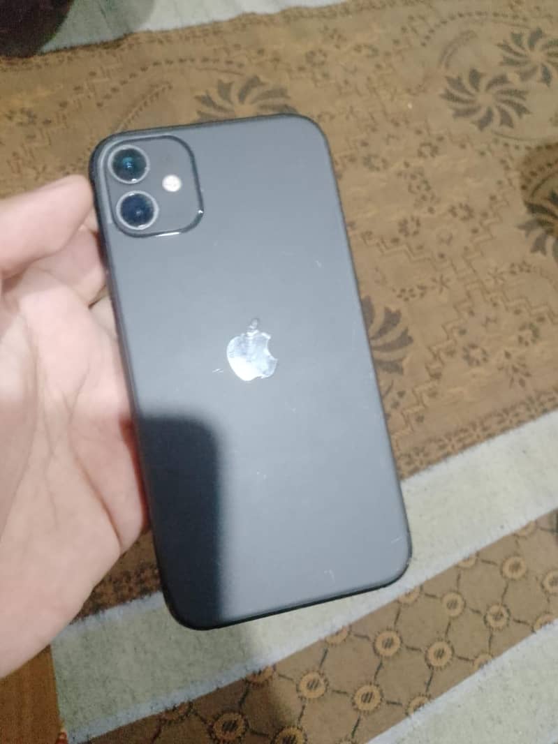 Apple iPhone 11 0