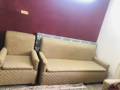 2 sofa sets, queen size bed, dining table and chairs, single bed