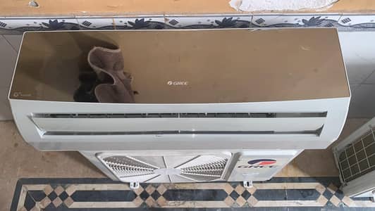 gree 1 ton d,c inverter