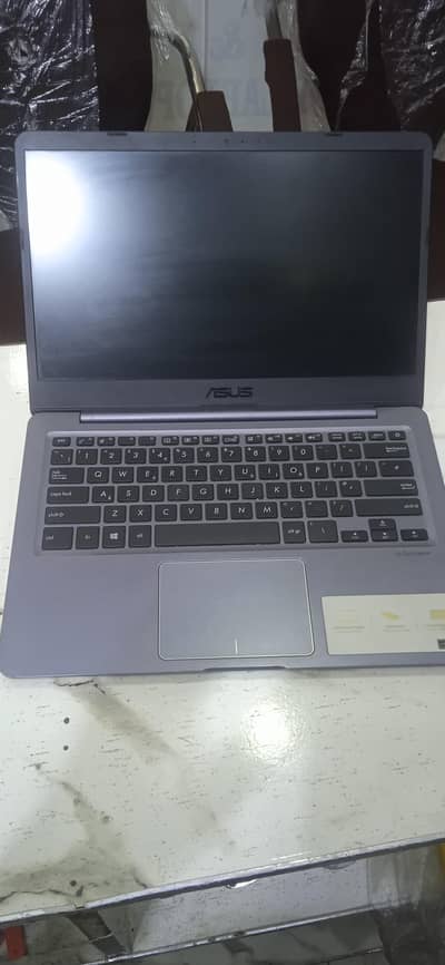 ASUS celroon ,4 , GB ram 64,GN,room,5 , Hours plus battery all ok