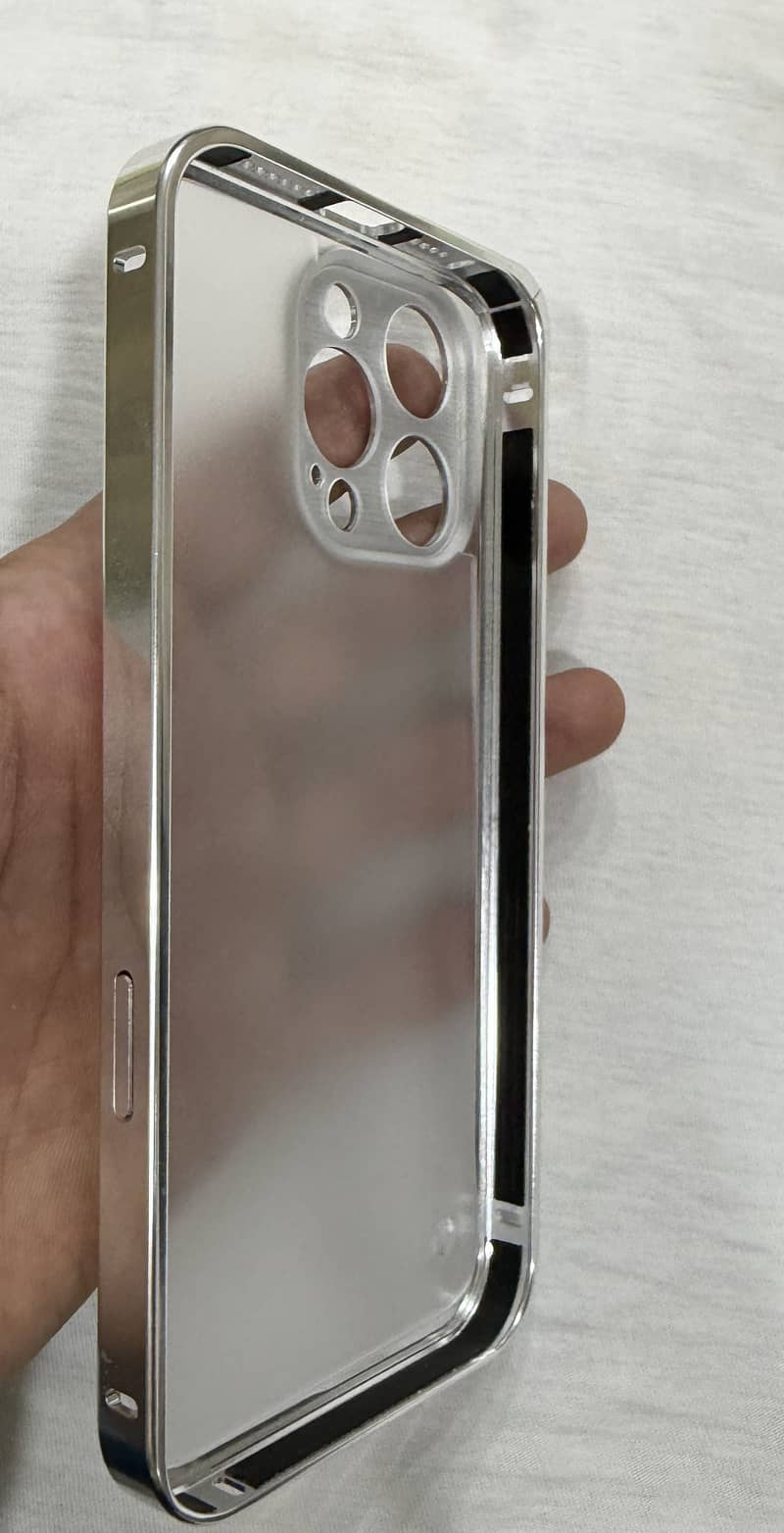 Iphone 16pro max 3