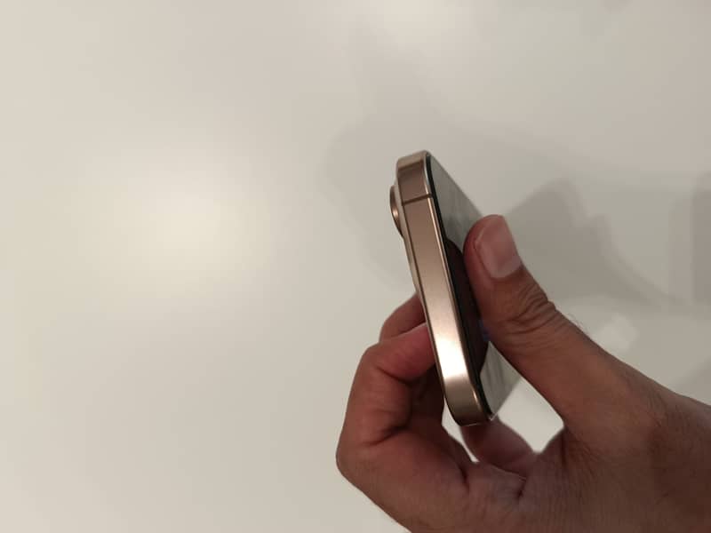 Apple iPhone 16 Pro Non PTA 1
