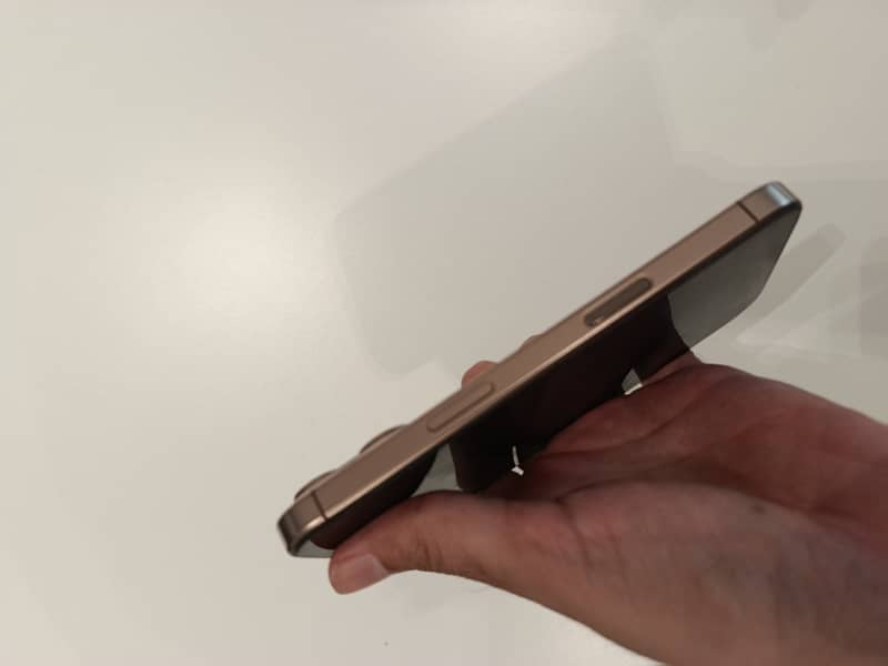Apple iPhone 16 Pro Non PTA 2