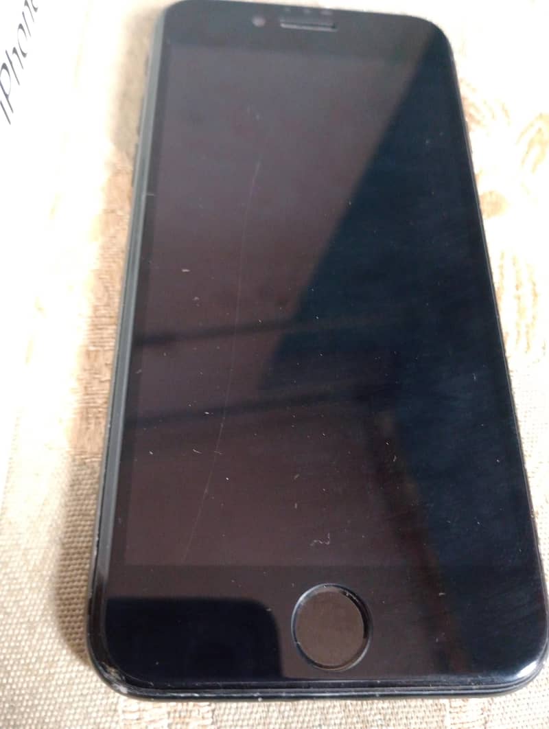 Apple iPhone 7 12