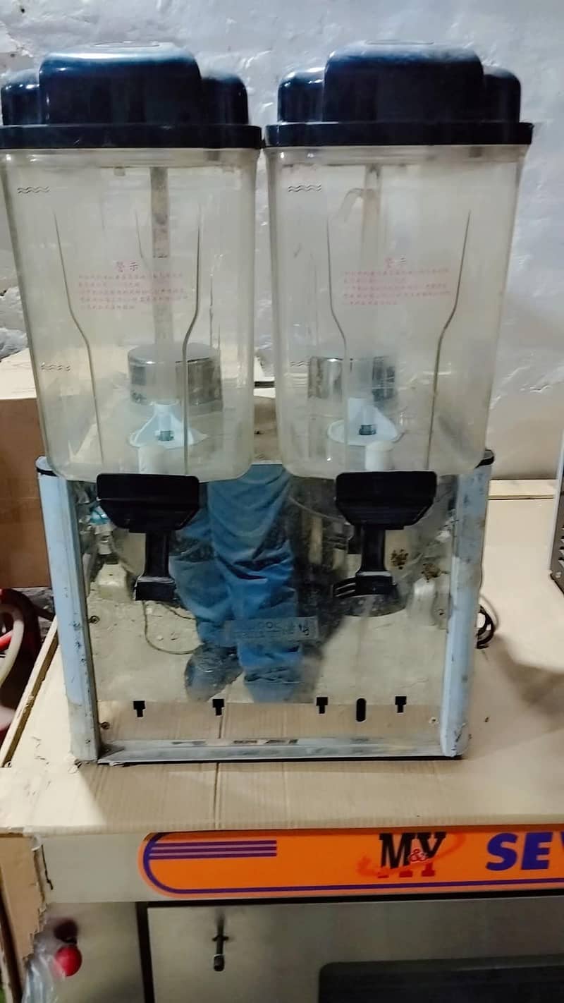 juice dispenser 4
