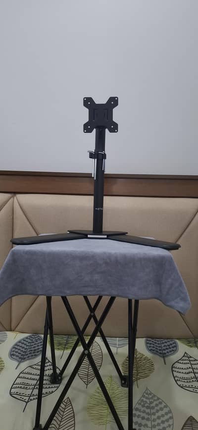 Gaming LED Heavy-duty 360 degrees adjustable stand