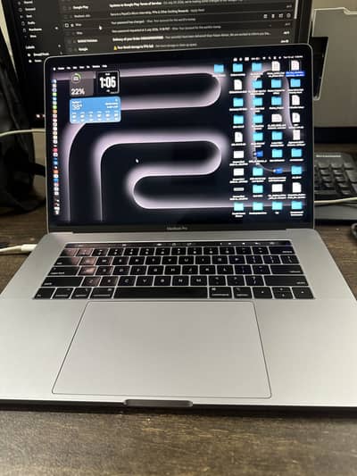 Macbook Pro 2018 core i9 32gb ram