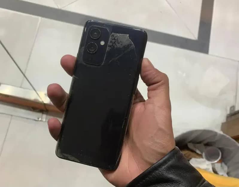 One Plus 9 5