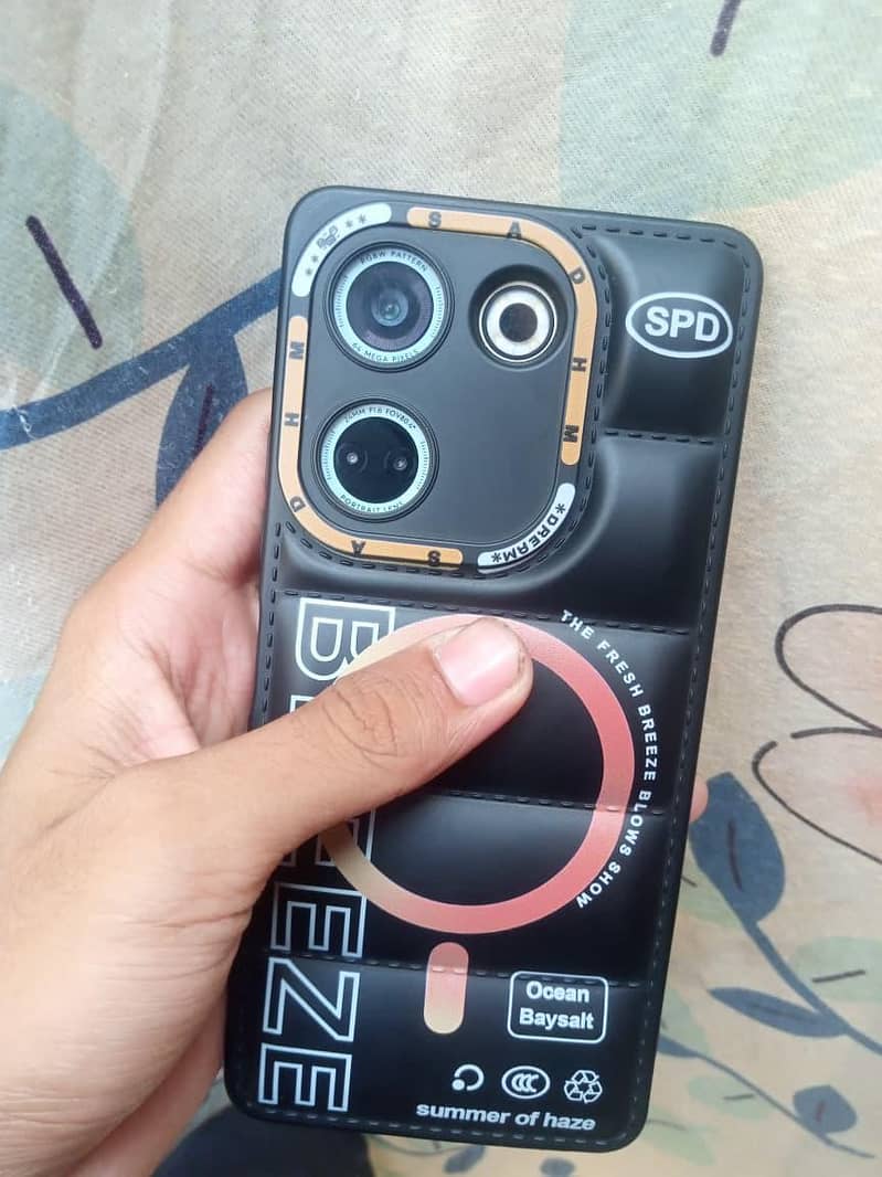 Tecno CAMON 20 2