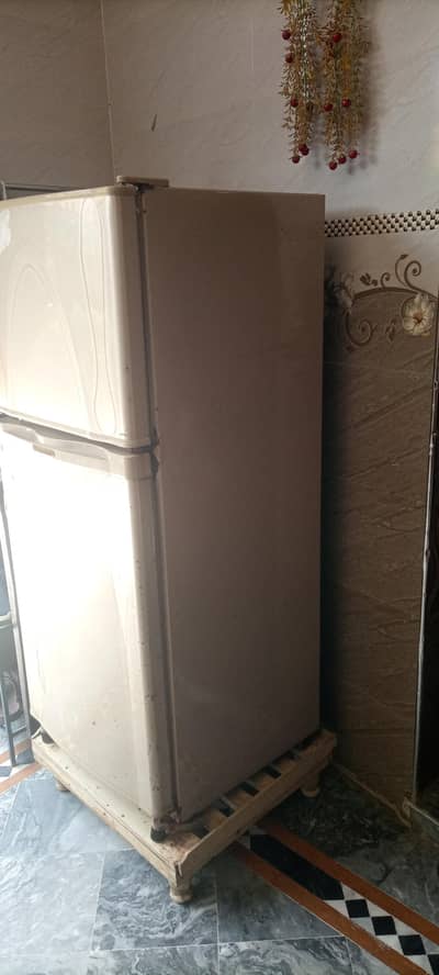 Dawlance fridge