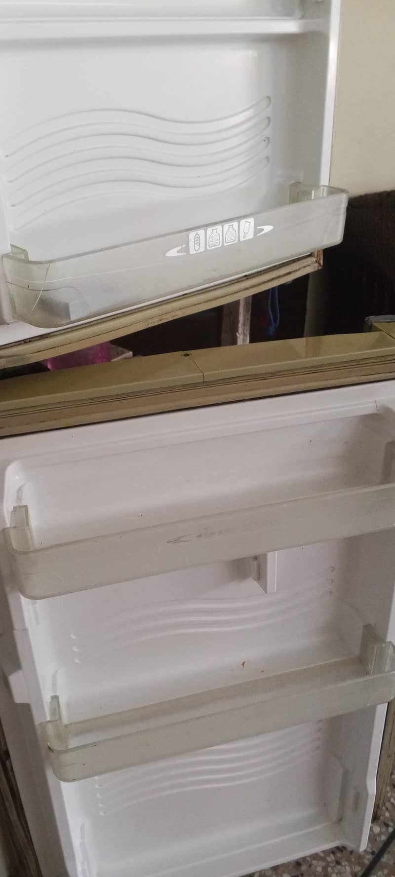 Refrigerator 2