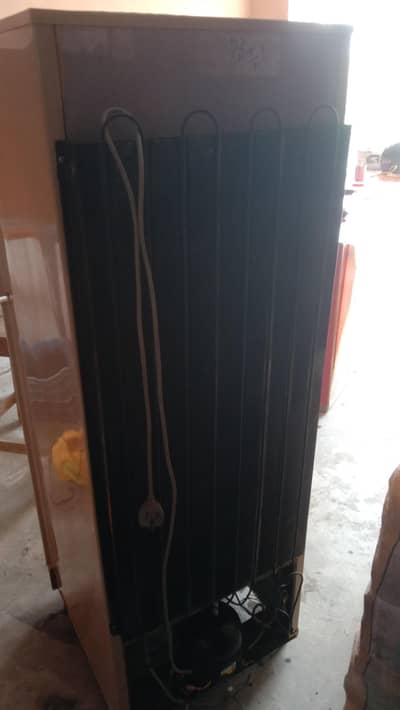 bilkul ok hy kam bijly wala comprasr lga hy R600 gas  hy