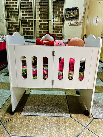 Brand New kid bed for sale easy moving from tire vehicles