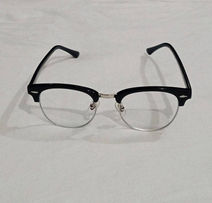 Glasses 0