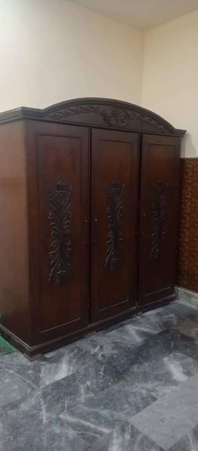 cabinet mazbot lakri