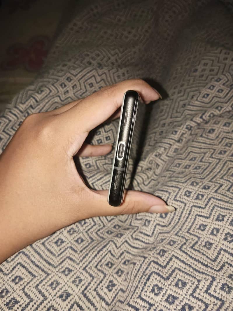 Google Pixel 6a 3