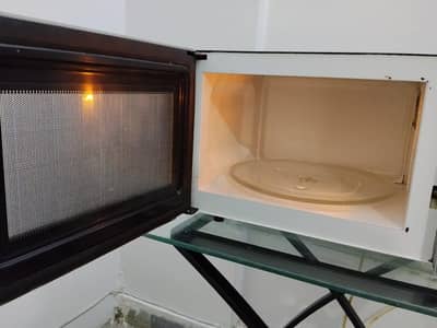 KENTAX MICROWAVE OVEN