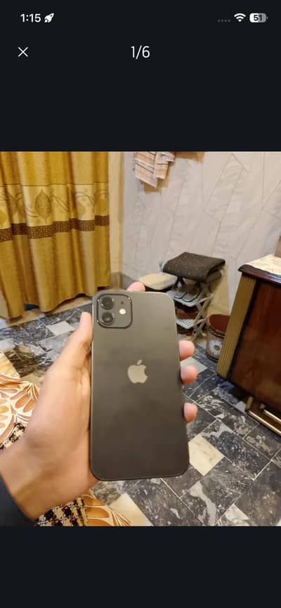 Apple iPhone 12