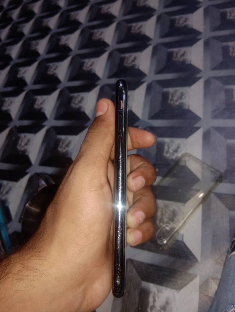 Apple iPhone X 1