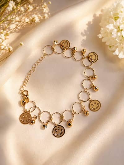 (Z. . . F Royal brand) beautiful bracelet