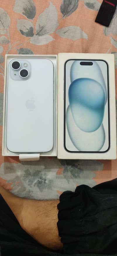 Apple iPhone 15